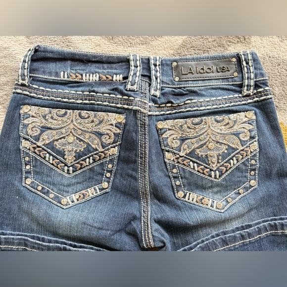 L.A. Idol Woman’s 5 Blue Denim Low-rise Embellished Rhinestone Jeans - Picture 3 of 7